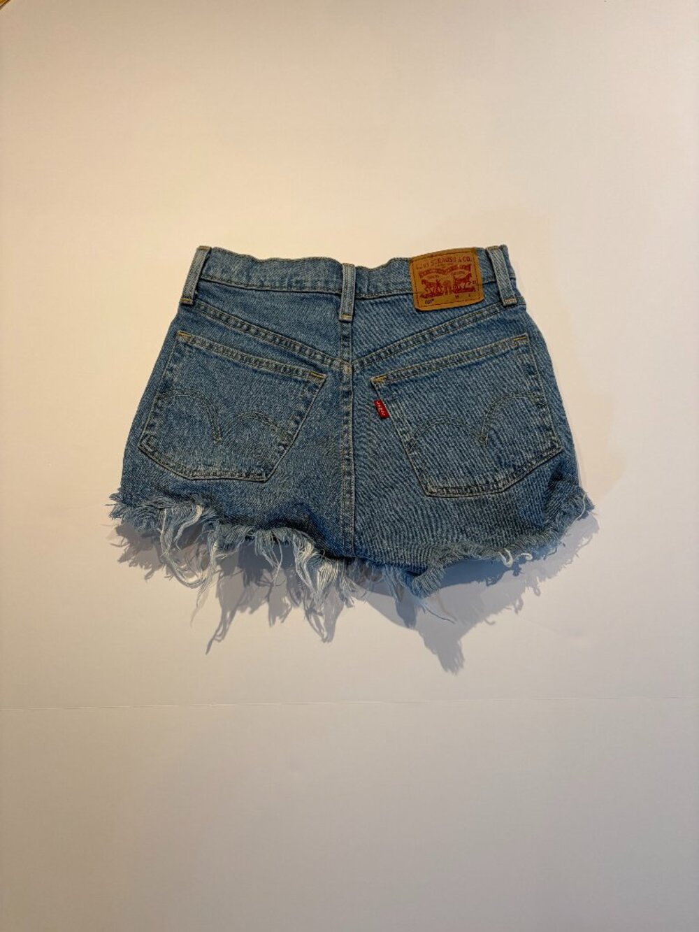 Levi's 501 Original Light Wash High Rise Cut Off Denim Shorts W25